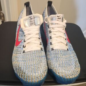 Nike Air Blue and Red Knit Sneakers